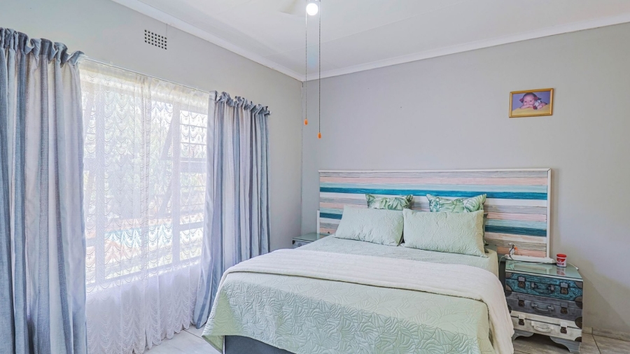 4 Bedroom Property for Sale in Safari Gardens North West